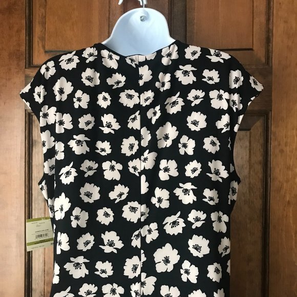 NWT Anne Klein Black w/Ivory Scattered Flowers Deep V Dress Size 14 - Picture 11 of 15